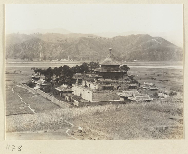赫达·莫里逊相册：自然景观或城市全景