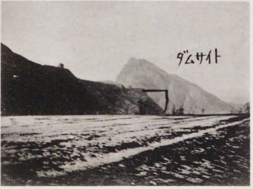 黄花川上游坝址右岸绝壁
