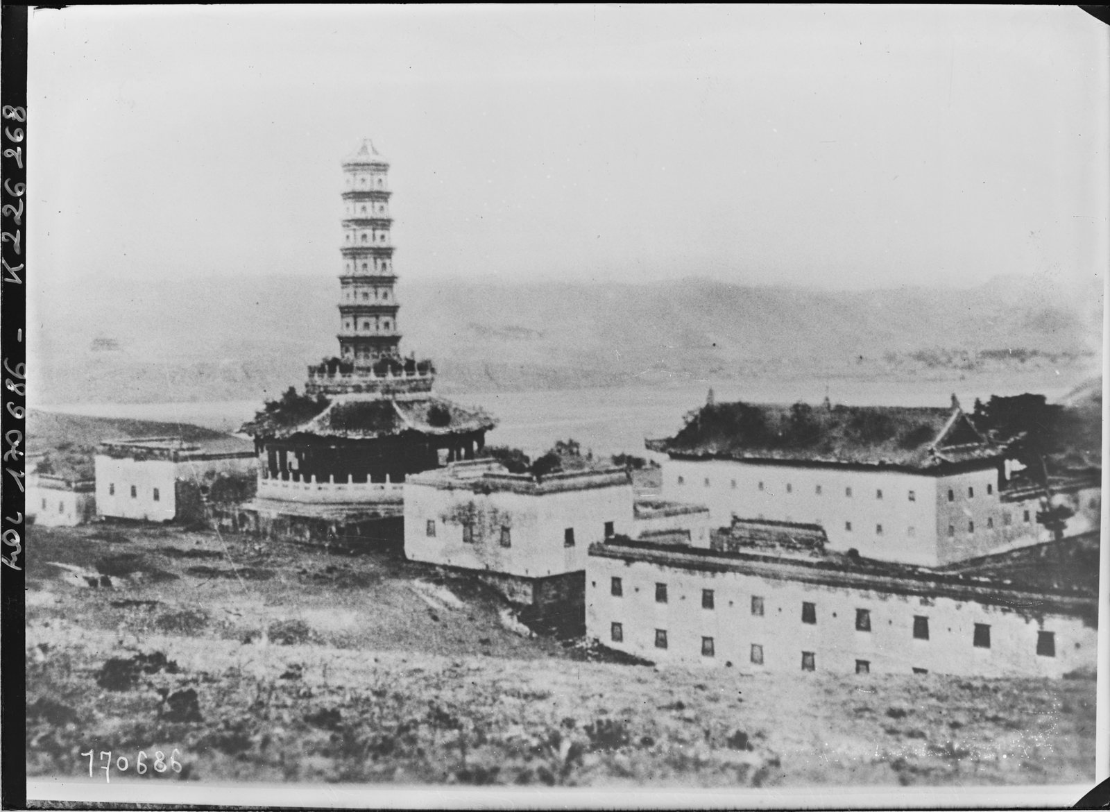 btv1b53267894k 热河（承德）PoTa La寺（普陀宗乘之庙）