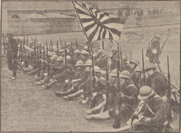 A newspaper image of Japanese troops during the 1933 Jehol campaign