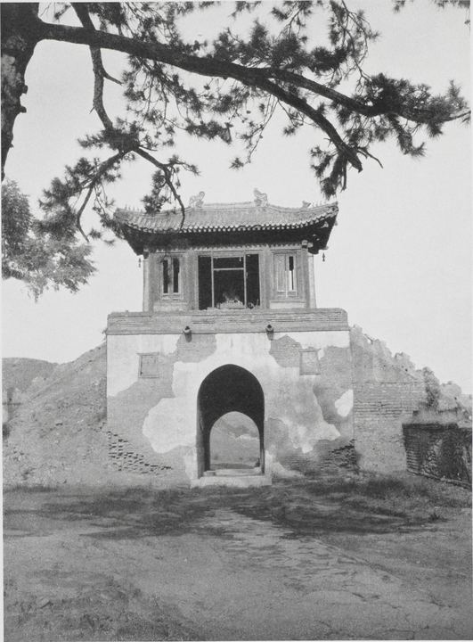 热河普陀宗乘之庙围墙东门