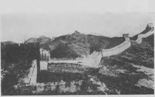 长城与山地全景