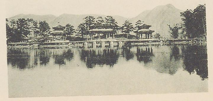 热河行宫湖景全景