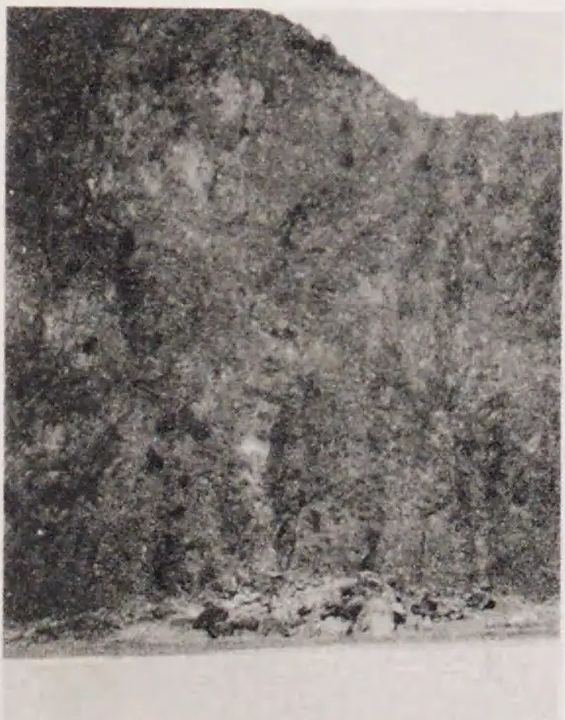 瀑河口坝址：从右岸望左岸