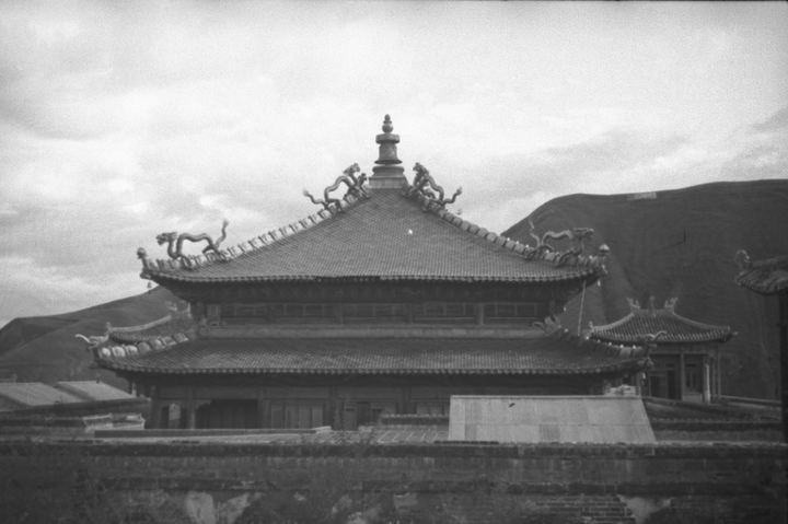承德新宫金顶亭