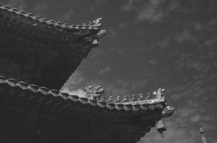 承德“布达拉”佛寺屋顶
